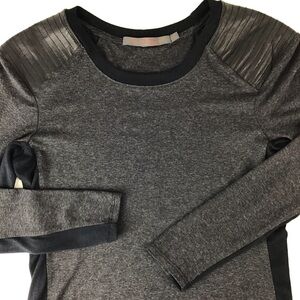 Feel the Piece by Terre Jacobs Black & Gray Shirt | XS/S